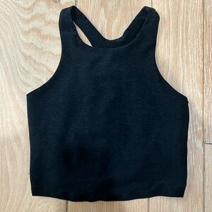 Beyond Yoga Refocus Cropped Tank | Darkest Night